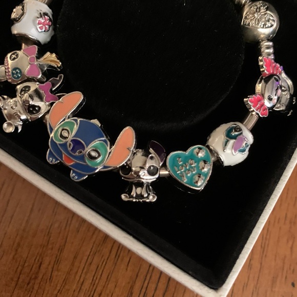 Pandora Limited Edition You Melt My Heart Bangle w/ 9 Disney Lilo Stitch Charms - Picture 3 of 14